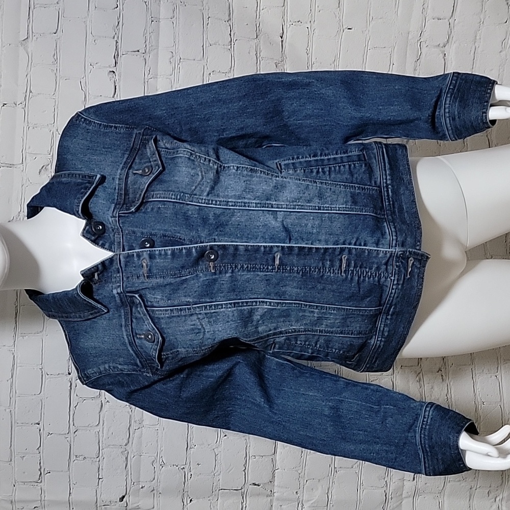 Jean jacket size medium